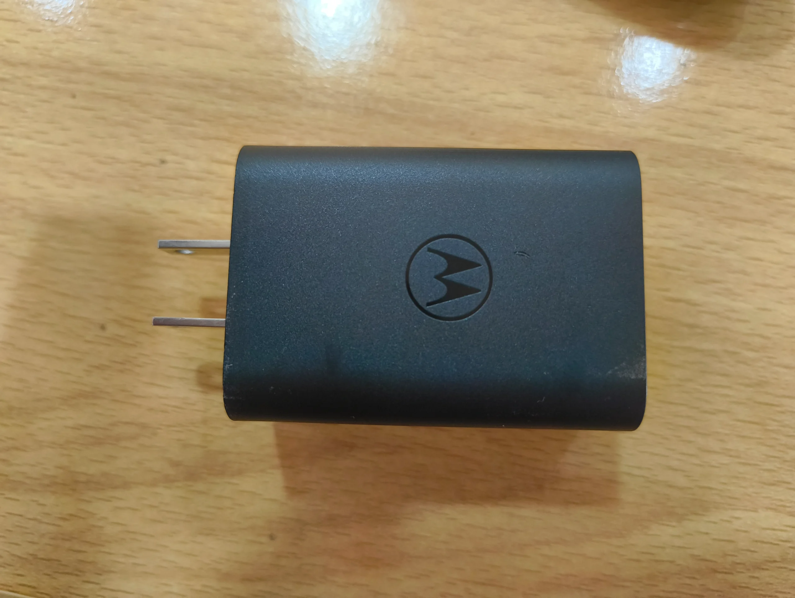 Motorola Turbo Power 33W Fast Charger - Image 3
