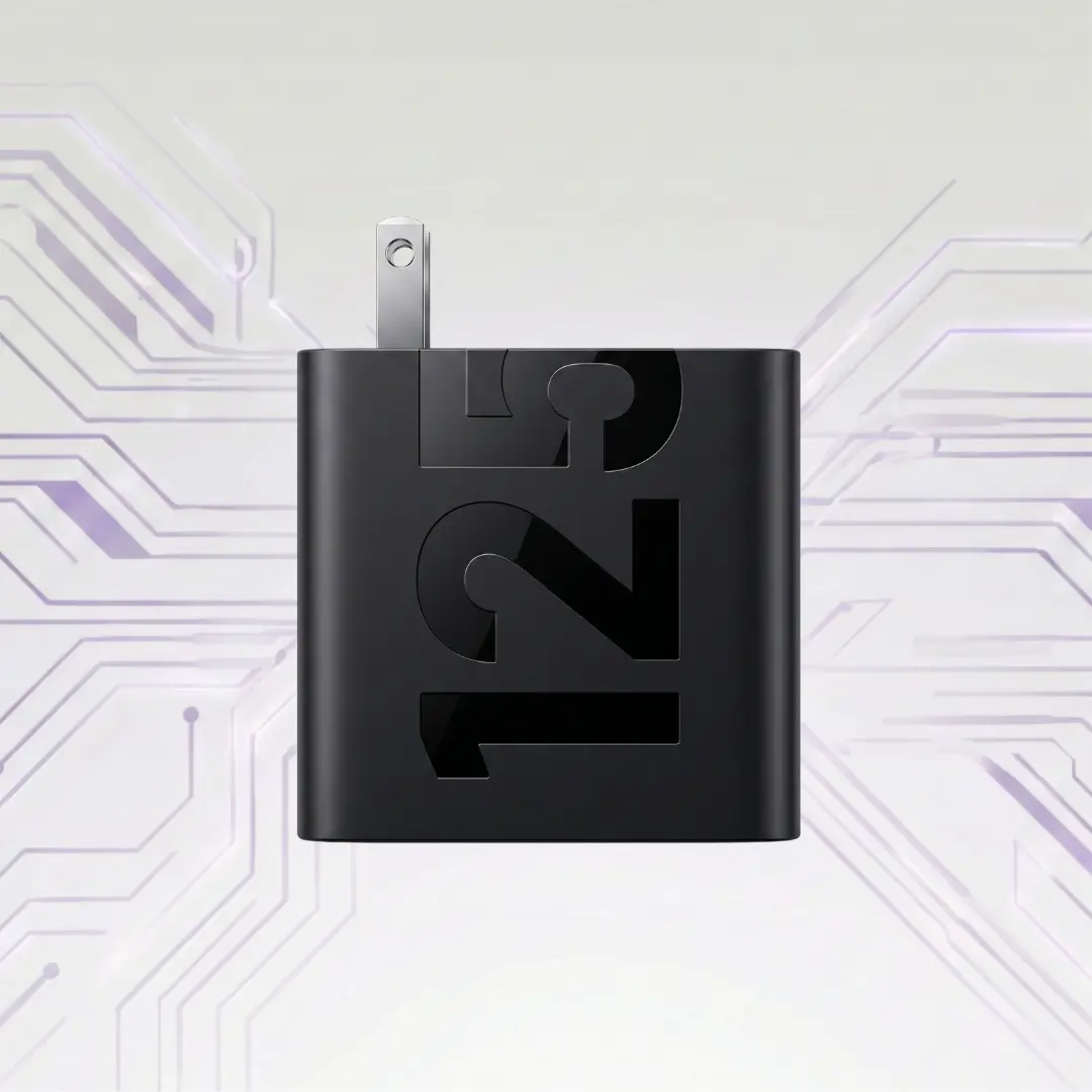 Original Motorola 125W Turbo Power USB-C fast charger for smartphones, tablets & laptops in Pakistan
